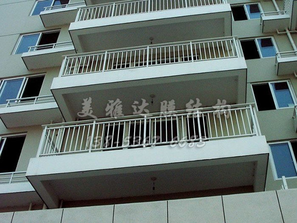 阳台护栏