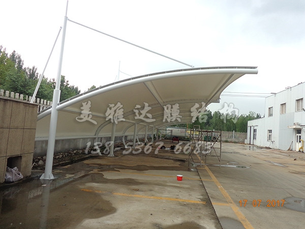 泰安某集团车棚膜结构